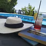 فيلة Vera - Private For 8 Guests With Pool *