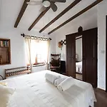 Vera - Private For 8 Guests With Pool كيمي