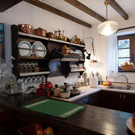 Vera - Private For 8 Guests With Pool 凯米