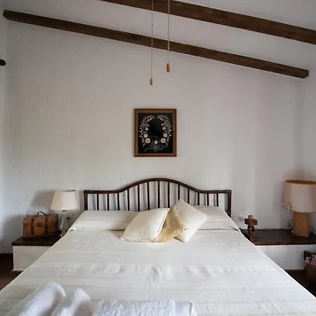 Vera - Private For 8 Guests With Pool Kymi