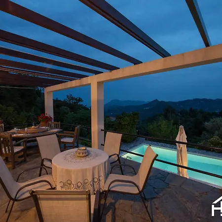 Vera - Private For 8 Guests With Pool Villa Kymi
