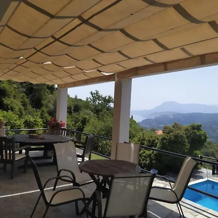 Vera - Private For 8 Guests With Pool Kymi